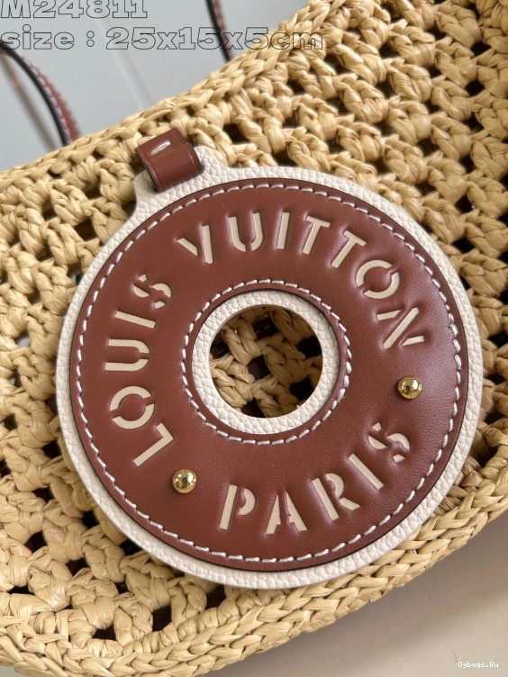 VUITTON LOUIS MM Croissant 1223